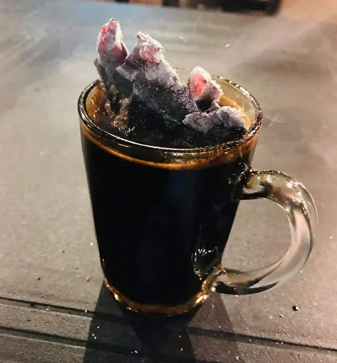 Kopi Jos, 1. Gudeg , 2. Krecek, 3. Bakpia Pathok, 4. Yangko, 5. Oseng Mercon, 6. Cilok Gajahan, 7. Cenil Jogja , 8. Geplak , 9. Coklat Monggo , 10. Bakmi Jogja , 11. Gatot Gunung Kidul , 12. Walang atau Belalang Goreng, 13. Nasi Tiwul, 14. Sego Abang Jirak , 15. Sayur Lombok Ijo , 16. Bakmi Pentil , 17. Peyek Tumpuk , 18. Mie Des , 19. Kue Adrem , 20. Sate Klatak , 21. Wedang Uwuh, 22. Wedang Ronde, 23. Nasi Kucing, 24. Mangut Lele, 25. Kopi Jos, 26. Ingkung Ayam, 27. Mie Lethek, 28. Soto Bathok, 29. Kipo, 30. Soto Lenthok, 31. Brongkos, 32. Geblek, 33. Sate Petir, 34. Tengkleng Gajah, 35. Kicak, 36. Sate Kere, 37. Kripik Belut, 38. Enthok Slenget, 39. Sego Pliket, 40. Sego Godhog, 41. Sambel Welut