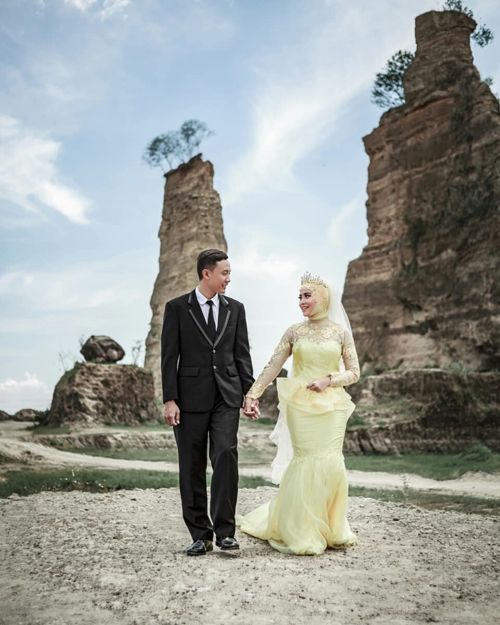 Pasca-Wedding Unik via Instagram @taufanapriawan, Sekilas Tentang Brown Canyon Semarang, Lokasi dan Rute Menuju Brown Canyon Semarang, Tiket Masuk, Jam Buka Brown Canyon Semarang & Waktu Terbaik, Alternatif Wisata Alam di Semarang, Tips Berkunjung ke Brown Canyon