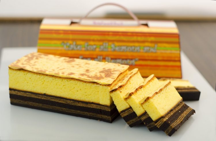 Spekoek , 1. Bandeng Presto, 2. Nasi Ayam Semarang, 3. Garang Asem, 4. Tahu Gimbal , 5. Soto Bangkok , 6. Mie Kopyok, 7. Babat Gongso, 8. Tahu Petis, 9. Lumpia , 10. Pisang Plenet , 11. Tahu Pong , 12. Kue Gandos , 13. Spekoek , 14. Kue Moachi, 15. Gudangan , 16. Roti Ganjel Rel , 17. Wingko Babat , 18. Olahan Burung Belibis , 19. Nasi Pindang, 20. Wedang Tahu, 21. Mangut Welut
