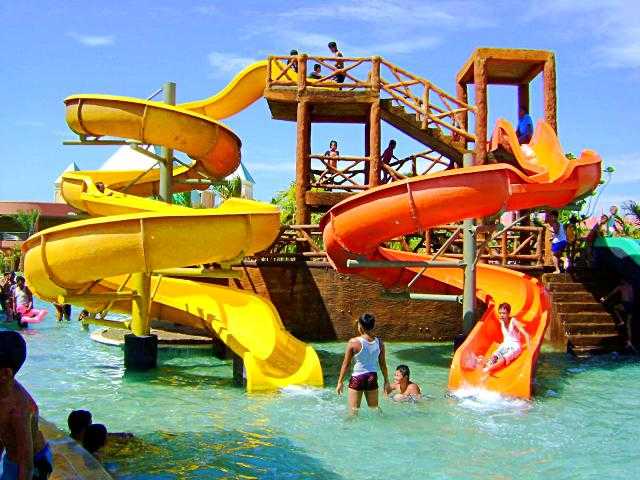 Waterland Mojokerto, 1. Air Terjun Pacet Mojokerto, 2. Candi Jolotundo Mojokerto, 3. Petirtaan Jolotundo Mojokerto, 4. Joglo Park Mojokerto, 5. Waterland Mojokerto, 6. Wisata Pacet Mini Park, 7. Pemandian Air Panas Pacet Mojokerto, 8. Wisata Trawas Mojokerto, 9. Gunung Penanggungan, 10. Hutan Pinus Jubel Mojokerto