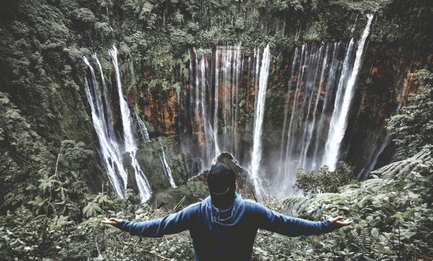 via Instagram.com Foto By @aleguntur, Informasi Umum, Daya Tarik Coban Sewu, Lokasi Coban Sewu, Harga Tiket Masuk Coban Sewu, Fasilitas yang Tersedia di Coban Sewu, Pesona Wisata Air Terjun, Pemandangan Dari Ketinggian, Panorama Coban Sewu, Tips Liburan ke Coban Sewu