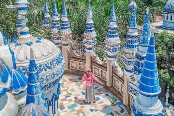 Informasi Umum, Lokasi dan Akses Menuju Wisata Masjid Tiban Malang, Harga Tiket Masuk Wisata Masjid Tiban Malang, Fasilitas yang di Sediakan di Masjid Tiban Malang, Informasi Seputar Masjid Tiban Malang, Galeri Foto