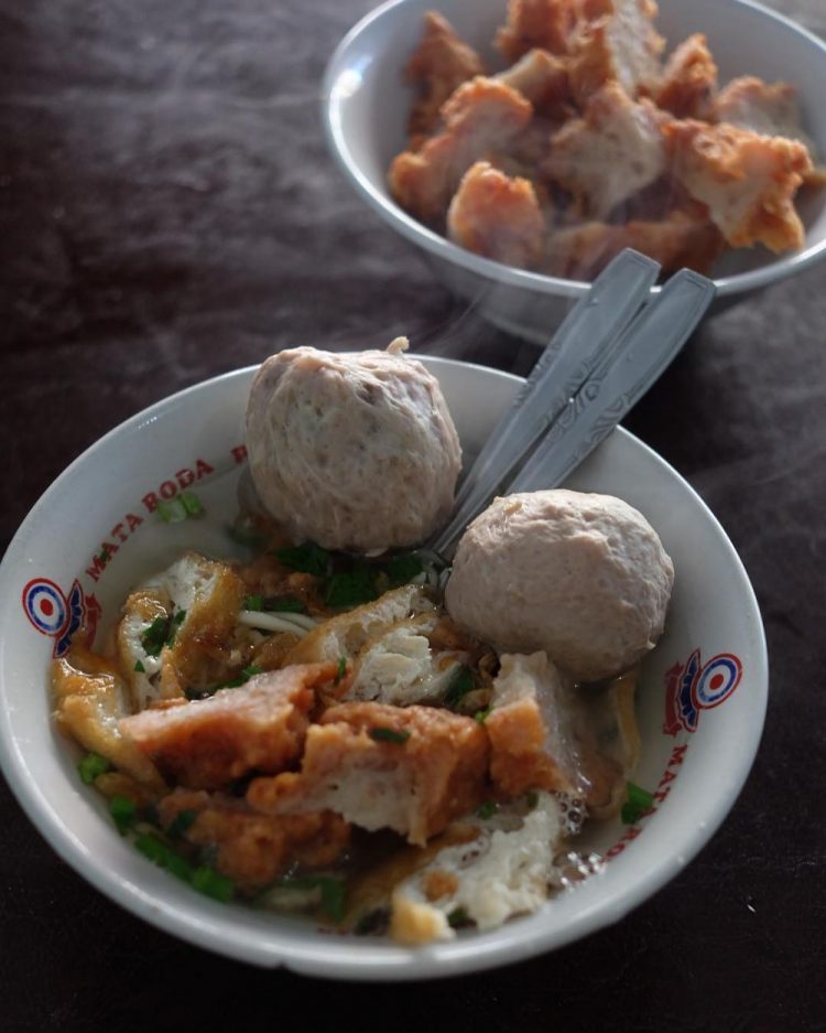 Bakso Jawi Bu Miyar via IG @kulineryogya, 1. Bakso Arema, 2. Bakso Bethesda 74, 3. Bakso Jawi Bu Miyar, 4. Bakso Klenger Ratu Sari (5 kg), 5. Bakso Kuning Gading (Tutup Permanen), 6. Bakso Lombok Uleg Pak Di, 7. Bakso Pak Jam, 8. Bakso Paru Pak Kintel, 9. Bakso Tengkleng Mas Bambang, 10. Bakso Urat & Soto Cak Eka, 11. Bakso Demit, 12. Bakso Pak Tris, 13. Bakso Pak Narto, 14. Bakso Arema Soringin, 15. Bakso Oyo, 16. Bakso Kharisma Jaya, 17. Baso Aci Ena, 18. Bakso BM, 19. Bakso Tikungan, 20. Bakso Mblenger, 21. Bakso Paru Pak Kumpeno, 22. Bakso Kerikil Pak Bowo, 23. Bakso Budiman, 24. Bakso Cuangki Akang Bandung, 25. Bakso Sumsum Seneng, 26. Bakso Cendol, 27. Bakso Merapi, 28. Bakso Pak Eko, 29. Bakso Kerikil Pak Supri, 30. Bakso Tumpeng