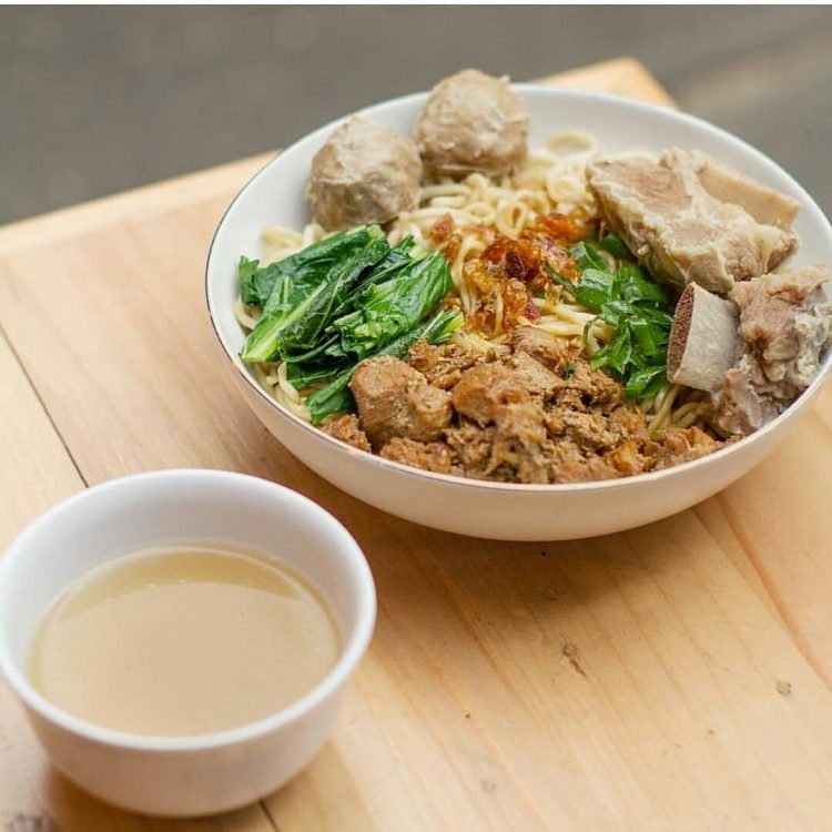 Bakso Tengkleng Mas Bambang, 1. Bakso Arema, 2. Bakso Bethesda 74, 3. Bakso Jawi Bu Miyar, 4. Bakso Klenger Ratu Sari (5 kg), 5. Bakso Kuning Gading (Tutup Permanen), 6. Bakso Lombok Uleg Pak Di, 7. Bakso Pak Jam, 8. Bakso Paru Pak Kintel, 9. Bakso Tengkleng Mas Bambang, 10. Bakso Urat & Soto Cak Eka, 11. Bakso Demit, 12. Bakso Pak Tris, 13. Bakso Pak Narto, 14. Bakso Arema Soringin, 15. Bakso Oyo, 16. Bakso Kharisma Jaya, 17. Baso Aci Ena, 18. Bakso BM, 19. Bakso Tikungan, 20. Bakso Mblenger, 21. Bakso Paru Pak Kumpeno, 22. Bakso Kerikil Pak Bowo, 23. Bakso Budiman, 24. Bakso Cuangki Akang Bandung, 25. Bakso Sumsum Seneng, 26. Bakso Cendol, 27. Bakso Merapi, 28. Bakso Pak Eko, 29. Bakso Kerikil Pak Supri, 30. Bakso Tumpeng