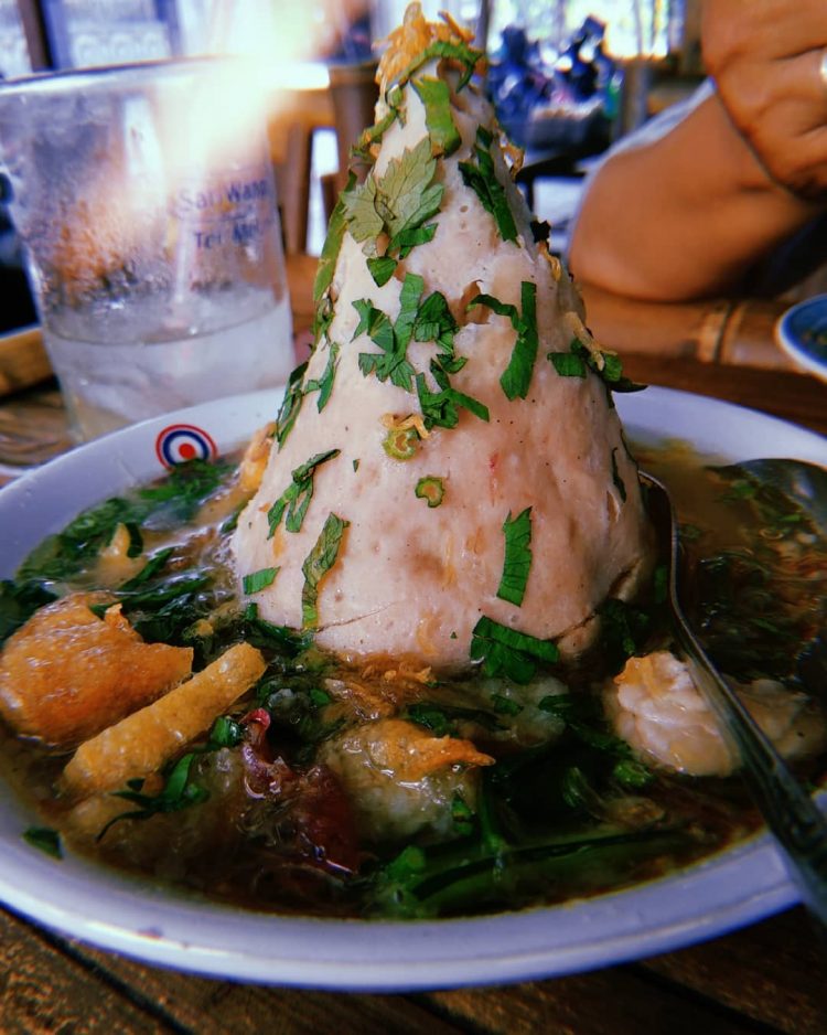 Bakso Tumpeng, 1. Bakso Arema, 2. Bakso Bethesda 74, 3. Bakso Jawi Bu Miyar, 4. Bakso Klenger Ratu Sari (5 kg), 5. Bakso Kuning Gading (Tutup Permanen), 6. Bakso Lombok Uleg Pak Di, 7. Bakso Pak Jam, 8. Bakso Paru Pak Kintel, 9. Bakso Tengkleng Mas Bambang, 10. Bakso Urat & Soto Cak Eka, 11. Bakso Demit, 12. Bakso Pak Tris, 13. Bakso Pak Narto, 14. Bakso Arema Soringin, 15. Bakso Oyo, 16. Bakso Kharisma Jaya, 17. Baso Aci Ena, 18. Bakso BM, 19. Bakso Tikungan, 20. Bakso Mblenger, 21. Bakso Paru Pak Kumpeno, 22. Bakso Kerikil Pak Bowo, 23. Bakso Budiman, 24. Bakso Cuangki Akang Bandung, 25. Bakso Sumsum Seneng, 26. Bakso Cendol, 27. Bakso Merapi, 28. Bakso Pak Eko, 29. Bakso Kerikil Pak Supri, 30. Bakso Tumpeng