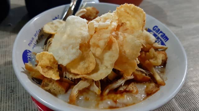 Bubur Cikini H. R. Suleman via Kumparan, 1. Nasi Goreng Kambing Kebon Sirih, 2. RM. Ampera 2 Tak, 3. Restoran Seribu Rasa, 4. Tugu Kuntskring Palais Jakarta, 5. Plataran Menteng, 6. Melly’s Garden Pub &amp; Diner, 7. Anomali Coffee, 9. Lara Djonggrang, 10. Giyanti Coffee Roastery, 11. Bubur Cikini H. R. Suleman, 12. Midori Japanese Restaurant, 13. Mie Ayam Gondangdia, 14. Martabakku, 15. Restoran Bunga Rampai, 16. Maple And Oak, 17. The Atjeh Connection Sabang, 18. Spumante All Day Dining, 19. Nasi Uduk Gondangdia, 20. Pondok Ikan Bakar Babe H. Lili, 21. Tamnak Thai Restaurant, 22. Do An Vietnamese Restaurant @ Menteng Central, 23. Gado-gado Bon-Bin, 24. 1928 Restaurant, 25. La Vue Rooftop Bar, 26. Metropole Foodcourt, 27. 1/15 Coffee, Menteng