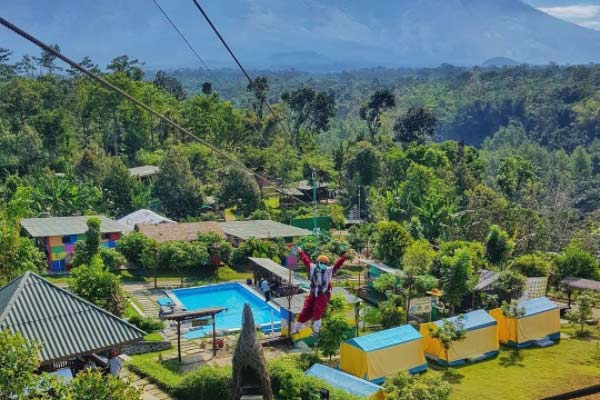 Foto via =www.instagram.com @bambangachmadi, Informasi Umum, Harga Tiket Masuk Wisata, Lokasi Wisata Kebun Pak Budi, Rute Wisata Kebun Pak Budi, Fasilitas Wisata, Daya Tarik, Aktivitas Seru