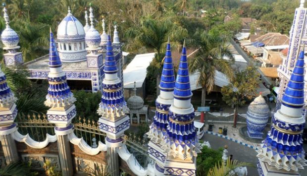 Informasi Umum, Lokasi dan Akses Menuju Wisata Masjid Tiban Malang, Harga Tiket Masuk Wisata Masjid Tiban Malang, Fasilitas yang di Sediakan di Masjid Tiban Malang, Informasi Seputar Masjid Tiban Malang, Galeri Foto