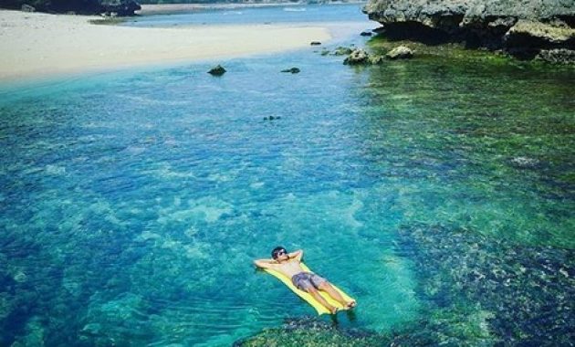Foto via instagram.com @yoiki_malang, Informasi Umum, Keunikan Pantai  , Akses Jalan Menuju Pantai Kedung Celeng, Harga Tiket Masuk, Kegiatan yang dapat dilakukan di Pantai Kedung Celeng