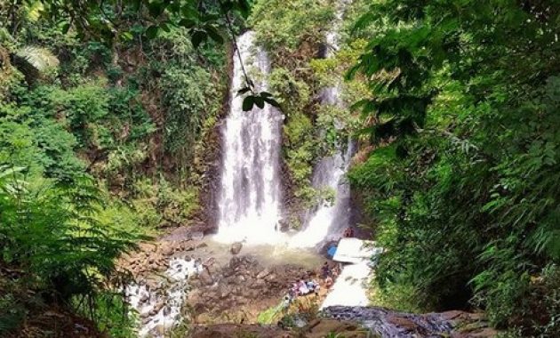 Foto via instagram.com @gilang__28, Informasi Umum, Rute Menuju Lokasi Air Terjun, Harga Tiket Masuk, Fasilitas, Keindahan Curug Cinulang Sumedang, Daya Tarik
