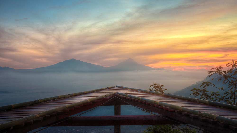 Gambar via Googlemaps @Budi Santoso, Informasi Umum, Tiket Masuk Punthuk Mongkrong, Lokasi Punthuk Mongkrong Magelang, Rute Menuju Lokasi Wisata, Tips Berwisata