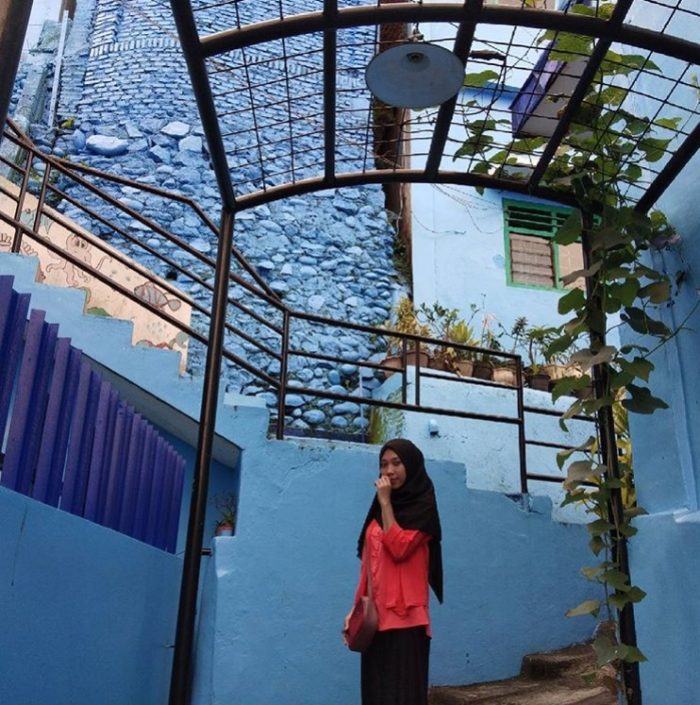 Informasi Umum, Alamat Wisata Kampung Biru, Harga Tiket Masuk Wisata Kampung Biru, Spot foto Wisata Kampung Biru, Eksplore Kampung Biru, Galeri Foto