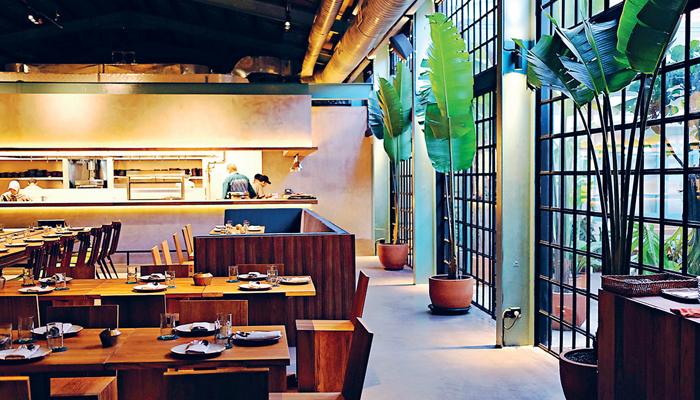 KAUM via observer, 1. Nasi Goreng Kambing Kebon Sirih, 2. RM. Ampera 2 Tak, 3. Restoran Seribu Rasa, 4. Tugu Kuntskring Palais Jakarta, 5. Plataran Menteng, 6. Melly’s Garden Pub &amp; Diner, 7. Anomali Coffee, 9. Lara Djonggrang, 10. Giyanti Coffee Roastery, 11. Bubur Cikini H. R. Suleman, 12. Midori Japanese Restaurant, 13. Mie Ayam Gondangdia, 14. Martabakku, 15. Restoran Bunga Rampai, 16. Maple And Oak, 17. The Atjeh Connection Sabang, 18. Spumante All Day Dining, 19. Nasi Uduk Gondangdia, 20. Pondok Ikan Bakar Babe H. Lili, 21. Tamnak Thai Restaurant, 22. Do An Vietnamese Restaurant @ Menteng Central, 23. Gado-gado Bon-Bin, 24. 1928 Restaurant, 25. La Vue Rooftop Bar, 26. Metropole Foodcourt, 27. 1/15 Coffee, Menteng
