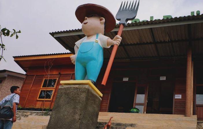 Lokasi dan Harga Tiket Masuk Kebun Pak Budi Pasuruan, Informasi Umum, Harga Tiket Masuk Wisata, Lokasi Wisata Kebun Pak Budi, Rute Wisata Kebun Pak Budi, Fasilitas Wisata, Daya Tarik, Aktivitas Seru