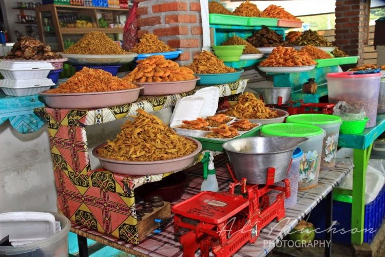 Menikmati Kuliner Lezat via Alisson, Informasi Umum, Alamat dan Akses Menuju Lokasi Waduk, Jam Operasional Waduk Selorejo, Harga Tiket Masuk Wisata Waduk Selorejo, Fasilitas yang Tersedia di Wisata Waduk Selorejo, Spot Wisata di Waduk Selorejo, Aktivitas Seru di Waduk Selorejo