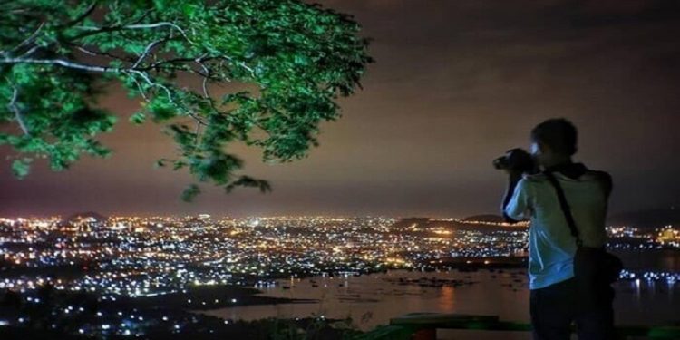 Muncak Tirtayasa, Destinasi Wisata yang Instagramable di Pesawaran Lampung via Correcto.id, Informasi Umum, Lokasi Muncak Tirtayasa Pesawaran Lampung, Rute Menuju Muncak Tirtayasa Pesawaran Lampung, Harga Tiket Masuk Muncak Tirtayasa Pesawaran Lampung, Fasilitas Muncak Tirtayasa, Jam Operasional, Daya Tarik Muncak Tirtayasa, Galeri Foto
