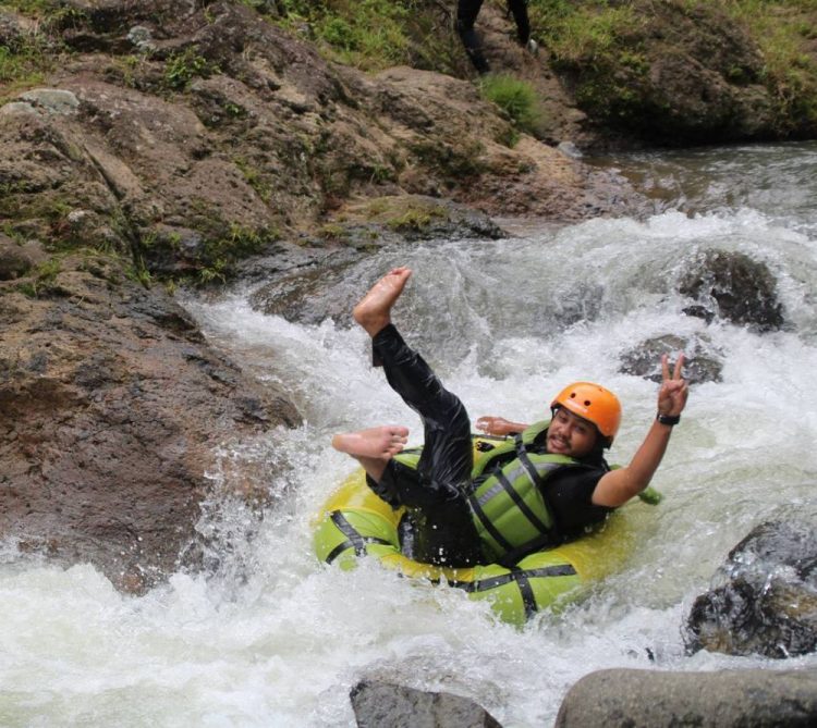 Rasakan Sensasi River Tubing Lembah Hijau Camp and Resort Malino via instagram.com @syahidnurasad12, Informasi Umum, Spot Instagramable, Lokasi Lembah Hijau Malino Gowa, Rute Menuju Lokasi Lembah Hijau Malino Gowa, Harga Tiket Masuk Lembah Hijau Malino Gowa, Fasilitas Lengkap, Galeri Foto