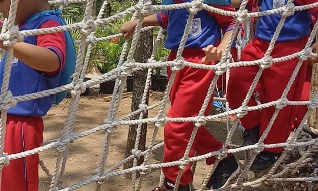 Via inatagram.com @viviyoeliya194256, Informasi Umum, Sekapur Sirih, Harga Penginapan, Harga Tiket Masuk Pacet Mini Park Mojokerto, Fasilitas, Wahana Permainan Seru, Peraturan, Galeri Foto