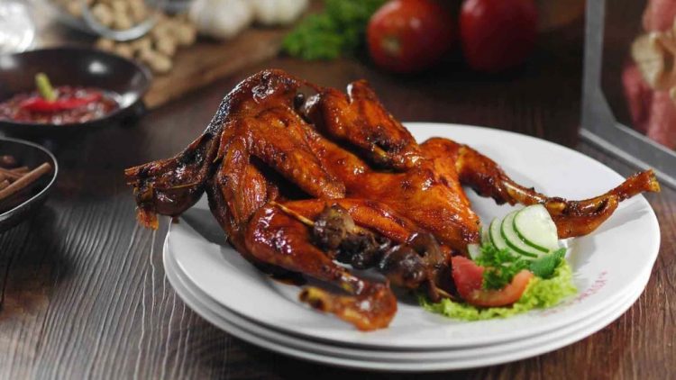 Ayam Bakar Primarasa, Tempat Makan Enak di Surabaya, Tempat Makan Berupa Cafe di Surabaya, Tempat Wisata di Surabaya , Oleh-oleh Khas Surabaya , Makanan Khas Surabaya 