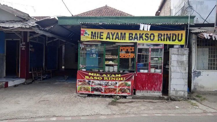 Baso Rindu via Restaurant Guru, 1. Sop Duren Rancamaya, 2. 19th Hole And Restaurant, 3. Warung Bakso Pak Toha, 4. Waroeng Durian C Aden Rancamaya, 5. Rumah Makan Ayam Bakar Pak Atok, 6. Rumah Air Bogor, 7. Baso Rindu, 8. Martabak Selera Asal, 9. Restoran Malibo Anai, 10. Rumah Makan Simpang Rawi