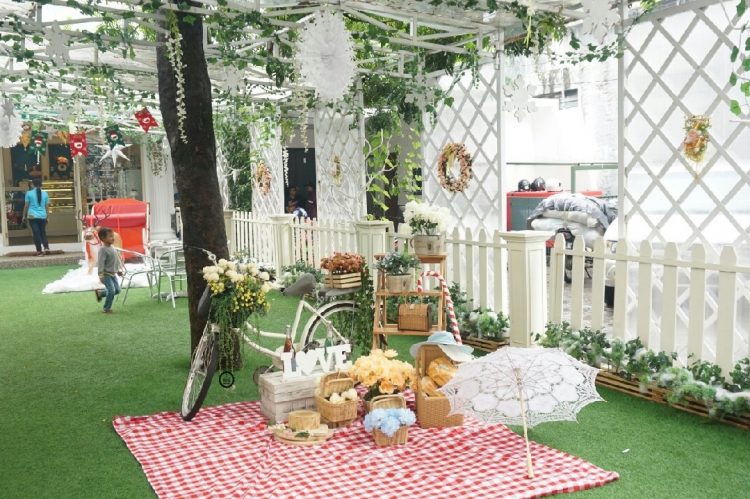 Delice Cafe via Caferestodiary.worddpresscom