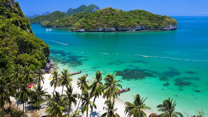 Pantai Koh Samui , 1. Pantai Pattaya, 2. Pantai Railay, 3. Pantai Hua Hin, 4. Pantai Koh Chang, 5. Pantai Koh Samui, 6. Pantai Krabi, 7. Pantai Laem Singh, 8. Pantai Koh Lipe, 9. Pantai Koh Lanta Yai, 10. Maya Bay, 11. Bottle Beach, 12. Karon