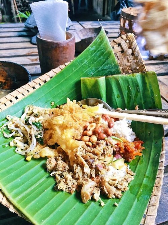 Warung Nasi Tekor Bali (Denpasar), 1. Warung Babi Ibu Oka, 2. Naughty Nuri’s, 3. Pawon Pasundan, 4. Cafe Pomegranate, 5. Monkeys Cuisine, 6. Green Ginger (Tutup), 7. Betelnut Cafe, 8. Petitenget, 9. Restoran Rondji, 10. Restoran L’Assiette (Tutup), 11. Nook (Kerobokan), 12. Ultimo Italian Restaurant (Kerobokan), 13. Pison Coffee (Kerobokan), 14. Biku (Kerobokan), 15. Lawn Canggu, 16. Potato Head (Kerobokan), 17. Finns beach Club (Canggu), 18. La Plancha (Seminyak), 19. Ulu Cliffhouse (Pecatu), 20. KYND COMMUNITY (Kerobokan), 21. Warung Mak Beng (Sanur), 22. Gusto Gelato (Seminyak), 23. Massimo Restaurant (Sanur), 24. RivaReno Gelato Bali (Kerobokan), 25. Yogurt Republic (Seminyak), 26. Nalu Bowls (Pecatu), 27. Waroeng Kampoeng (Jimbaran), 28. Warung Nasi Ayam Bu Oki (Jimbaran), 30. Warung Kayu Manis (Denpasar), 31. Warung Men Gara (Mengwi), 32. Warung Nasi Tekor Bali (Denpasar), 33. Warung makan nikmat halal (Kuta), 34. Rujak uma bali (Denpasar), 35. Pronto Pizza (Kuta), 36. Pink Tempong (Kuta), 37. Donat Lio (Denpasar), 38. Waroeng Soerabi Bandoeng 101 (Kuta), 39. Ronde Nusa Kambangan (Denpasar), 40. Gado Gado Ibu Lulu (Kerobokan), 41. Mie Bandung (Denpasar), 42. Warung Bunana, 44. Ulekan, 45. Sinamon Bali, 46. Cuca Restaurant, 47. Folie Kitchen & Pâtisserie, 48. Yogurt Republic, 49. Vincent Nigita Patisserie, 50. Sayuri Healing Food, 51. Nasi Campur Warung Mek Juwel, 52. Confiture de Bali, 53. Zest Ubud, 54. Yogurt Yogi, 55. Sawobali Cake & Coffee Shop, 56. Bella by Sage, 57. The Amora Bali Restaurant, 58. D’ Alas Warung, 59. The Wijaya Kusuma, 60. Café Seafood Bakar Jimbaran, 61. Ngiring Ngwedang, 62. Mentari Restoran Bedugul, 63. Restoran Bebek Tepi Sawah Ubud, 64. The Lookout Resto & Bar, 65. The Kelusa, 66. Wantilan Resataurant, 67. Bali Buda, 68. Samani Resto, 69. The Sayan House, 70. Swept Away, 71. El Kabron, 72. Ke-Pi-Tu, 73. CasCades Restaurant