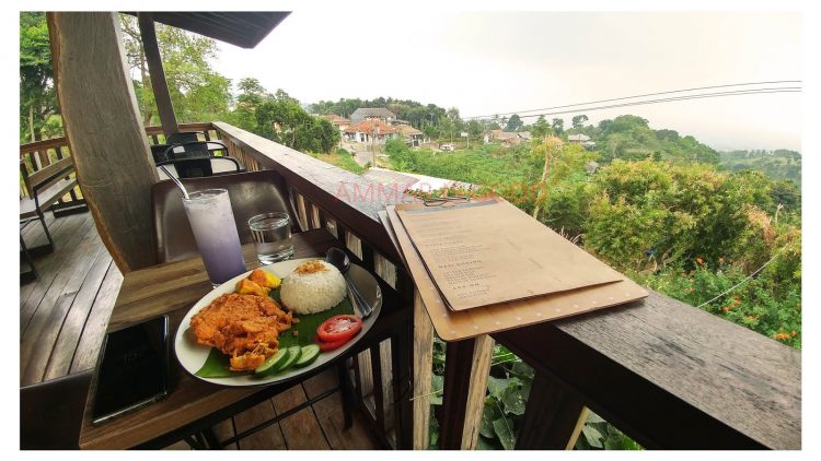 Bumi Kiwari, 1. Café D’Pakar, 2. Dusun Bambu, 3. Sapulidi Café, Resort & Gallery, 4. Bumi Kiwari, 5. Kampung Daun, 6. Nara Park, 7. Natural Resto & Strawberry Land
