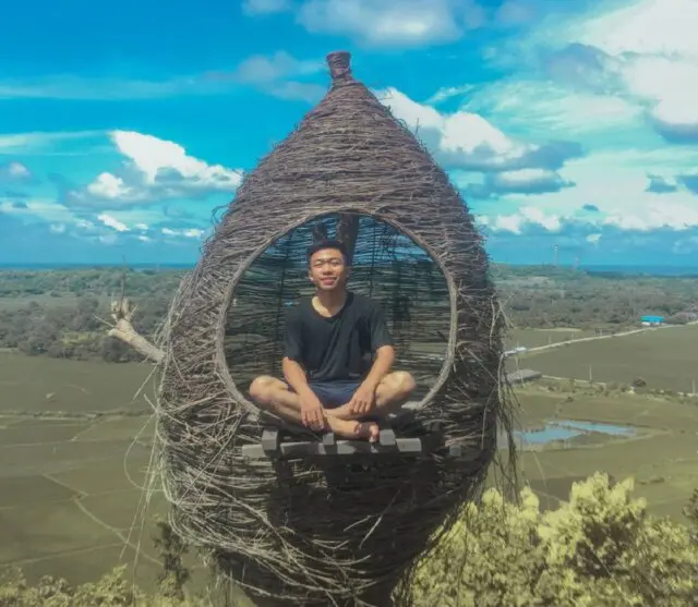 Spot foto sarang burung unik dengan latar keindahan alam via Instagram.com @eerwindahlan, Informasi Umum, Objek Wisata Keluarga Diana Waterpark, Sarana Diana Waterpark, Harga Tiket Masuk Diana Waterpark, Jam Operasional