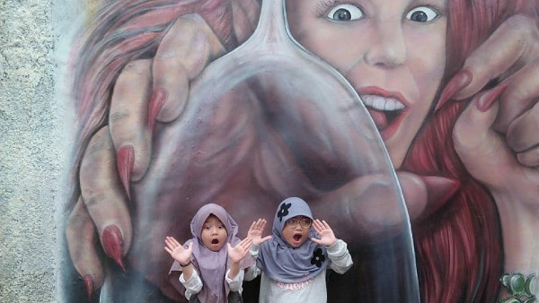 Taman Peri Bandung, Informasi Umum, Jam Operasional Taman Peri Cibiru, Lokasi Taman Peri Cibiru Bandung, Rute Jalan Ke Lokasi, Harga Tiket Masuk Taman Peri Cibiru, Apa Saja Menu Makanan Taman Peri Cibiru Bandung ?, Berapa Harga Makanan di Restoran Taman Peri ?, Galeri Foto