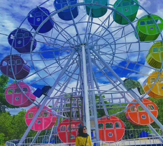 Wahana Permainan Anak Di Diana Waterpark via Instagram.com @aridafebriani, Informasi Umum, Objek Wisata Keluarga Diana Waterpark, Sarana Diana Waterpark, Harga Tiket Masuk Diana Waterpark, Jam Operasional