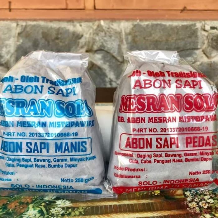Abon sapi, Oleh-oleh Khas Solo yang Terkenal, Oleh Oleh Khas Solo Murah, Oleh Oleh Khas Solo Kekinian, Oleh Oleh Khas Solo yang Tahan Lama, Oleh Oleh Khas Solo Online, Toko Oleh-oleh Khas Solo