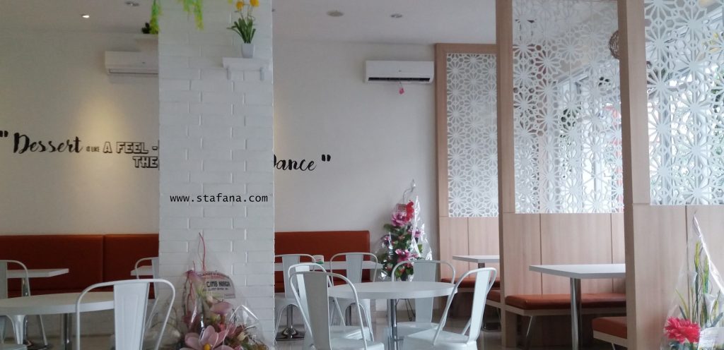 D’Cappello Patisserie via Stafana, Tempat Ngopi di Solo Sampai Malam, Tempat Ngopi di The Park Solo, Tempat Ngopi yang Asik di Solo, Tempat Ngopi Siang Hari di Solo, Tempat Nongkrong di Solo Ada Wifi, Tempat Nongkrong di UMS Solo, Tempat Ngopi di Solo Lain