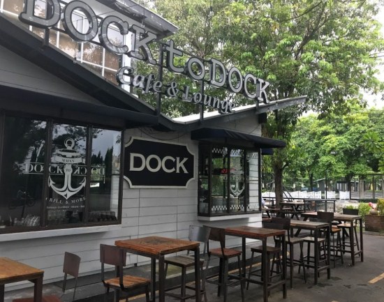 Dock To Dock - Tempat Ngopi di Sidoarjo, 1. Jungkir Balik Coffee, 2. Fresh Milk Sidoarjo, 3. Rupa-Rupa Food Trip, 4. D’Payung Cafe, 5. Omah Dewe Cafe, 6. Dock To Dock, 7. Jon’s Cafe and Coffee, 8. The Little a Coffee Shop, 9. Milkmoo Sidoarjo, 10. Cafe Karepmu, 11. Kedai Roti Bakar 543, 12. Kafe Kopi Sehat, 13. Kedai Panji, 14. OMKOPI, 15. Dolomiti Coffee, 16. Cafe Eat Rock, 17. Crita Lama, 18. Kedai Ahmed, 19. Shuga Cafe, 20. Cyclo Coffee, 21. Tozca Cafe, 22. Rolag Kopi Sidoarjo, 23. Ptrus Coffee Lab & Store, 24. Cafe Teko, 25. Omah Oeti, 26. Pizzank Cafe, 27. Cafe Favourite, 28. King Cafe, 29. Cafe Laverpuol Station Wareg, 30. Bliss Cafe, 31. Green Panda Krian, 32. Cafe Saudara Sekopi 2, 33. Bonk Cafe, 34. Intano Coffee Shop & Roastery