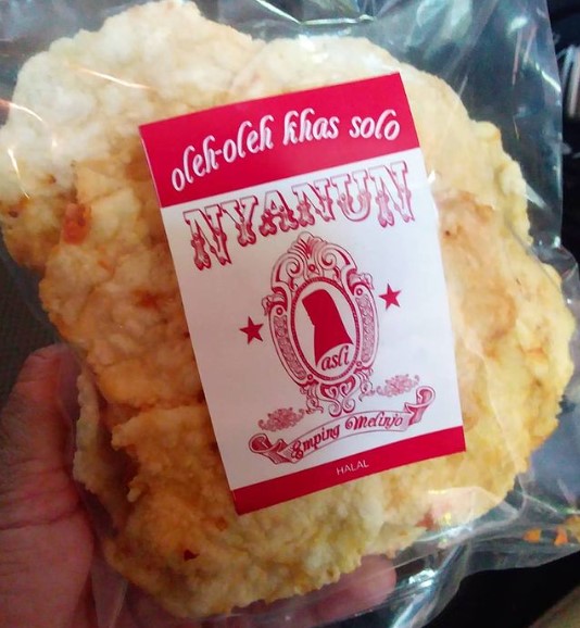 Emping Melinjo, Oleh-oleh Khas Solo yang Terkenal, Oleh Oleh Khas Solo Murah, Oleh Oleh Khas Solo Kekinian, Oleh Oleh Khas Solo yang Tahan Lama, Oleh Oleh Khas Solo Online, Toko Oleh-oleh Khas Solo