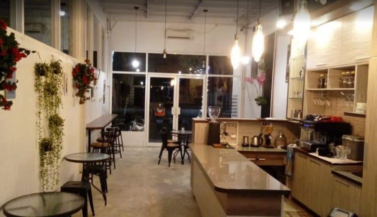 Fx Labs Cafe n Resto via Google My Business, 1. Sweet Pea Cafe, 2. Sam Bistro, 3. Kakao Terang Bulan, 4. Dapur Roti, 5. Kuning Kitchen and Cafe, 6. Warung Bu Tia Sirah Kencong, 7. Kedai Kopi Abah, 8. Sego Contong, 9. Fajar Bakery &amp; Café, 10. Exo Ice Cream &amp; Coffee, 11. Friends Coffee House, 12. Cokelat Semoet Gelato , 13. Pempek Mamak Sanankulon, 14. Fx Labs Cafe n Resto, 15. Rollaas Café, 16. Redbox Cafe, 18. Tam Tree Blitar, 19. Nash Fern Cafe n Cake, 20. Route 55 Cafe (Tutup), 21. D’Pochi Cafe, 22. Cafe 17 Blitar, 23. Mahkota Coffee, 24. Waroeng Bale Bale (Tutup), 25. Trijaya Cafe, 26. Ron’s Coffee, 27. The Java Coffee Classic, 28. COFFEE TOP Cafe and Resto (Tutup), 29. Djodo Cafe, 30. Cafe 999, 31. AVA CAFE, 32. Plato Kafe (Tutup), 33. JAVA COFFEE CLASSIC, 34. Maxi Brilliant Cafe