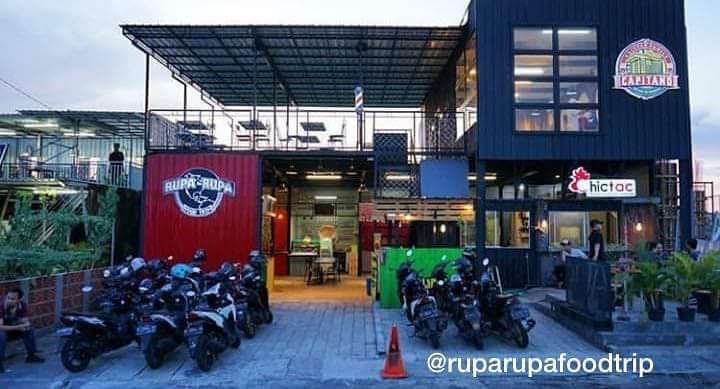 Rupa-Rupa Food Trip - Tempat Ngopi di Sidoarjo, 1. Jungkir Balik Coffee, 2. Fresh Milk Sidoarjo, 3. Rupa-Rupa Food Trip, 4. D’Payung Cafe, 5. Omah Dewe Cafe, 6. Dock To Dock, 7. Jon’s Cafe and Coffee, 8. The Little a Coffee Shop, 9. Milkmoo Sidoarjo, 10. Cafe Karepmu, 11. Kedai Roti Bakar 543, 12. Kafe Kopi Sehat, 13. Kedai Panji, 14. OMKOPI, 15. Dolomiti Coffee, 16. Cafe Eat Rock, 17. Crita Lama, 18. Kedai Ahmed, 19. Shuga Cafe, 20. Cyclo Coffee, 21. Tozca Cafe, 22. Rolag Kopi Sidoarjo, 23. Ptrus Coffee Lab & Store, 24. Cafe Teko, 25. Omah Oeti, 26. Pizzank Cafe, 27. Cafe Favourite, 28. King Cafe, 29. Cafe Laverpuol Station Wareg, 30. Bliss Cafe, 31. Green Panda Krian, 32. Cafe Saudara Sekopi 2, 33. Bonk Cafe, 34. Intano Coffee Shop & Roastery