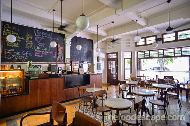 Bakoel Koffie via The Food Ascape, Cafe Unik di Jakarta Timur, Cafe Unik di Jakarta Selatan, Cafe Unik di Jakarta Barat, Cafe Unik di Jakarta Pusat, Cafe Unik di Jakarta Utara, Cafe dengan Konsep Unik di Jakarta, Cafe Dekorasi Unik di Jakarta