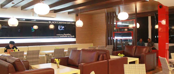 Black Canyon Coffee via Dansmedia, Tempat Ngopi di Jogja Murah, Tempat Ngopi di Jogja Malam Hari, Tempat Ngopi Enak Jogja, Tempat Ngopi Terkenal di Jogja, Tempat Ngopi Unik Jogja, Tempat Ngopi Wifi Jogja, Tempat Nongkrong Ngopi Jajanan di Jogja, Rekomendasi Tempat Ngopi Hits di Jogja