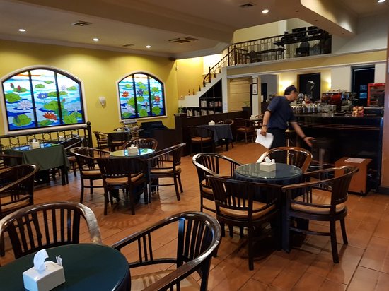 Blue Lotus Semarang  via Tripadvisor, Tempat Ngopi Murah di Semarang, Tempat Ngopi Enak di Semarang, Tempat Ngopi di Semarang 24 Jam, Cafe di Semarang yang Romantis, Restoran di Semarang, Tempat Ngopi Hits di Semarang