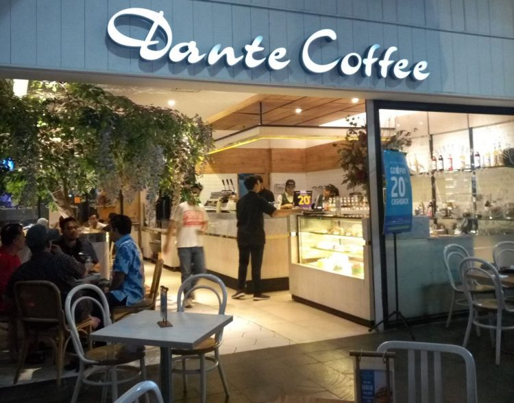 Dante Coffee via Puteramentari, 1. Volks Coffee, 2. Black Canyon Coffee, 3. My Kopi O , 4. Taman Bungkul , 5. Monopole Cafe Lab , 6. Coffee Toffee , 7. Libreria Eatery , 8. Oost Koffie &amp; Thee , 9. Calibre, 10. Drago La Brasserie , 11. Dante Coffee , 12. Grandfather Coffee Shop, 13. Yoi Kona, 14. Tropikal Coffee, 15. BlackBarn Coffee, 16. Tepi Barat Rumah Kopi (TBRK), 17. Historica Coffee &amp; Pastry, 18. Let’s Go To Caturra Espresso, 19. Kedai Kopi Espresso Bar (KEIKO) – Tutup!