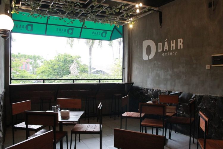 Dahr Eatery  - resto di Malang, 1. Madam Wang Secret Garden, 2. Grand Canyon Cafe And Resto, 3. Akalpa Cafe, 4. Festival Dermaga Malang , 5. VolksWaffle Streatery, 6. Taman Indie River View Resto, 7. Royal Angkor , 8. Vargo Kitchen, 9. Javanine Resto, 10. Dahr Eatery , 11. Rumah Makan Inggil, 12. Melati Restaurant, 13. De Liv Resto, 14. Pondok Desa Kampung Telaga, 15. Amsterdam Garden Resto, 16. Sugoi Tei Japanese Fusion Restaurant, 17. Skyroom Cafe Best Western OJ Hotel, 18. Padi Resto Galeri Malang