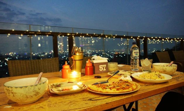 Eden Resto  - tempat ngopi Semarang, Tempat Ngopi Murah di Semarang, Tempat Ngopi Enak di Semarang, Tempat Ngopi di Semarang 24 Jam, Cafe di Semarang yang Romantis, Restoran di Semarang, Tempat Ngopi Hits di Semarang
