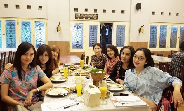 Gama Candi Resto via Instagram.com @vicdy_, 1. Eling Bening, 2. Nestcology Land of Gastronomy, 3. Rice and Shine, 4. Sop Iwak (Sowak), 5. Sate Taichan Naga, 6. Waroeng Semawis, 7. Angkringan Ampiran 3, 8. Mangut Welut Warung Bu Nasima, 9. Bebek Goreng Pak Thori, 10. Soto Bangkong, 11. TCO Resto Steak and Seafood, 12. Gulai Kepala Ikan Pak Untung, 13. Gudeg Abimanyu, 14. Pujasera Simpang Lima, 15. Toko Oen, 16. Nasi Kucing Pak Gik, 17. Pesta Keboen, 18. Gama Ikan Bakar dan Seafood, 19. Gama Candi Resto, 20. KoenoKoeni Café Gallery, 21. White Rabbit Dessert, 22. Nasi Ayam Bu Widodo, 23. Kedai Beringin, 24. Ikan Bakar Cianjur, 25. Kampoeng Menara Resto, 26. Hanamasa, 27. Social Canteen, 28. Rustico Kitchen and Bar, 29. Mie Clubbing, 30. Met Duck Brunch & Dinner, 31. Itik Emas Resto, 32. The Salt Resto and Bar, 33. Seven Bistro & Cafe, 34. Sambal Sereh, 35. Richeese Factory, 36. Food Court Java Mall, 37. Seoul Palace, 38. Menur Bistro, 39. Stove Syndicate, 40. Warung Makan Mbok Nah, 41. Sambel Angklo, 42. Grill on Resto, 43. Waroeng Kaligarong, 44. The Hills Dining Restaurant, 45. Kampung Laut, 46. Bowery & Eastman, 47. AtoZ Bar Wine & Brasserie, 48. Tandhok Ribs & Coffee, 49. Sate Sapi Pak Kempleng, 50. Carnivore Sky Bar & Grill, 51. Sky Line Lounge & Exclusive Dining