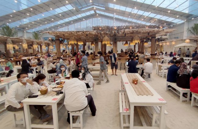 HeyBeach, Tempat Nongkrong di Tangerang yang Murah, Tempat Nongkrong Malam di Tangerang, Tempat Nongkrong di Pamulang, Cafe Romantis di Tangerang, Tempat Nongkrong di Tangerang Selatan, Tempat Nongkrong di Tangerang