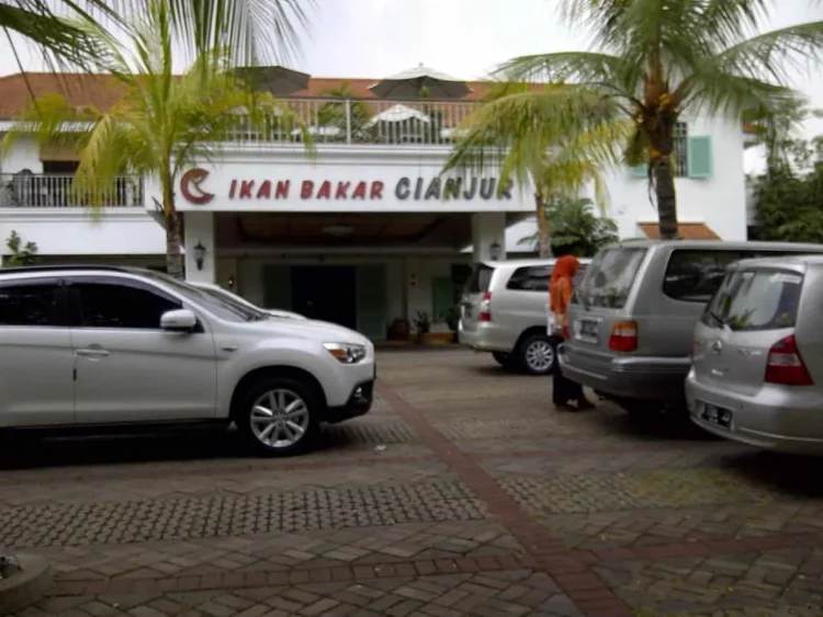 Ikan Bakar Cianjur - Restoran Tempat Makan Enak di BSD, Cafe Buat Wisata Kuliner