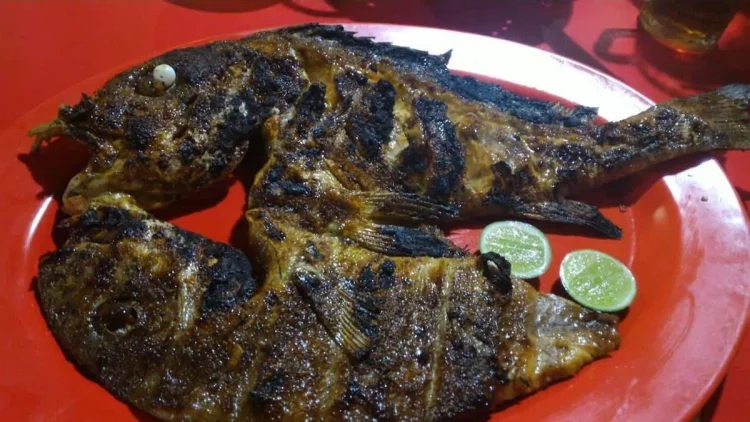Ikan Bakar Djamal Portal via Pergikuliner