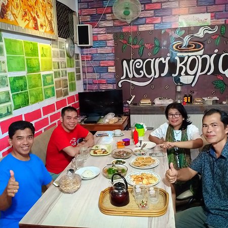 Kedai Kopi Q-TA via Tripadvisor, Tempat Makan Enak di Surabaya, Tempat Makan Berupa Cafe di Surabaya, Tempat Wisata di Surabaya , Oleh-oleh Khas Surabaya , Makanan Khas Surabaya 