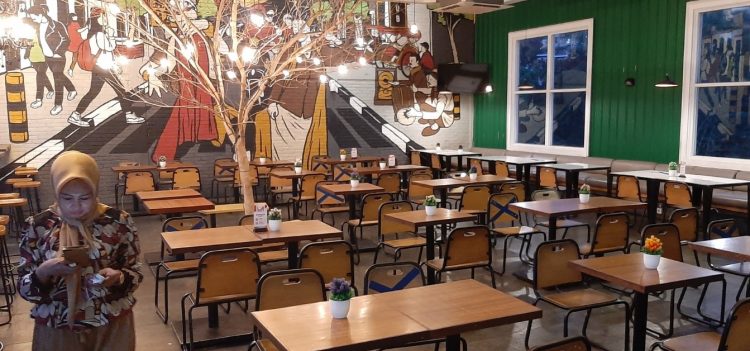 Mr. K Café Gombel  Foto Zaenudin Rumy - tempat ngopi Semarang, Tempat Ngopi Murah di Semarang, Tempat Ngopi Enak di Semarang, Tempat Ngopi di Semarang 24 Jam, Cafe di Semarang yang Romantis, Restoran di Semarang, Tempat Ngopi Hits di Semarang