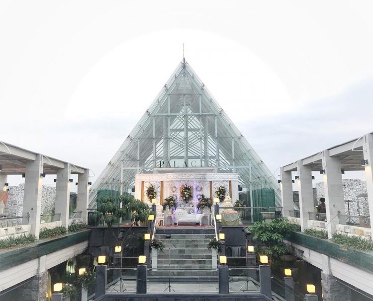 Palacio Chapel View